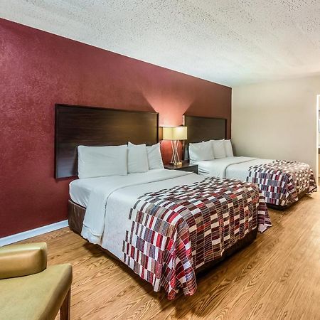 Red Roof Inn & Suites Wapakoneta ภายนอก รูปภาพ
