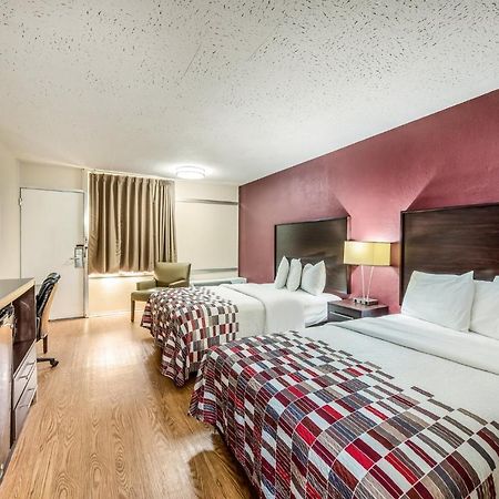 Red Roof Inn & Suites Wapakoneta ภายนอก รูปภาพ