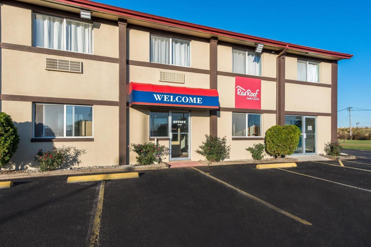 Red Roof Inn & Suites Wapakoneta ภายนอก รูปภาพ
